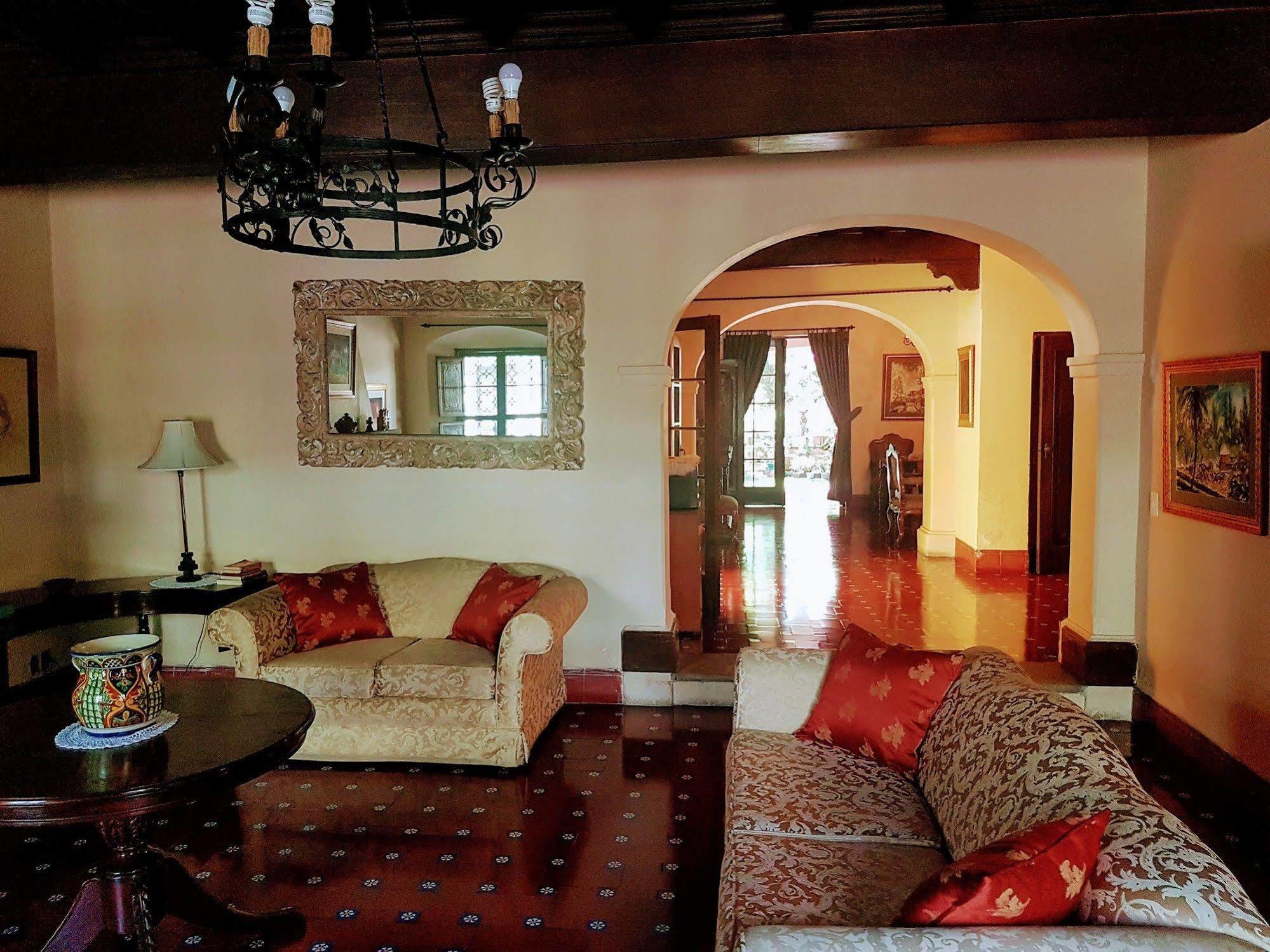 Casa Carmel Bed & Breakfast Guatemala-Stadt Exterior foto