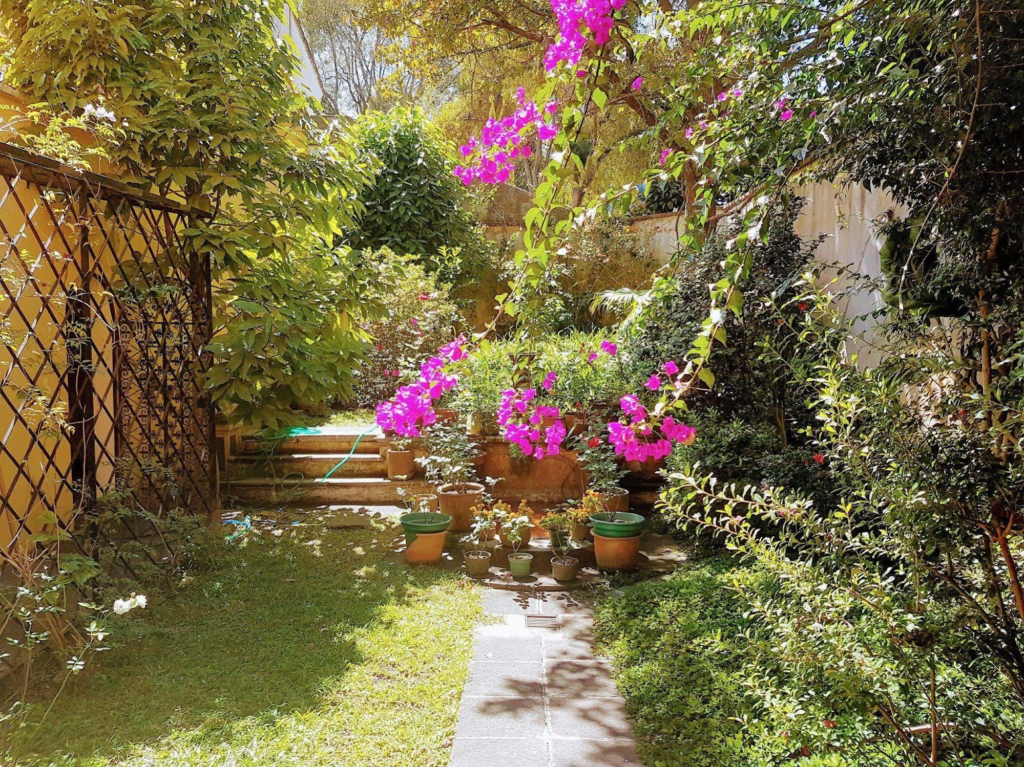 Casa Carmel Bed & Breakfast Guatemala-Stadt Exterior foto